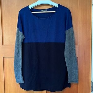 Vince Blue and Gray Cashmere Sweater sz M